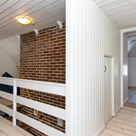 Semesterbostad 9 Person In Harboore *